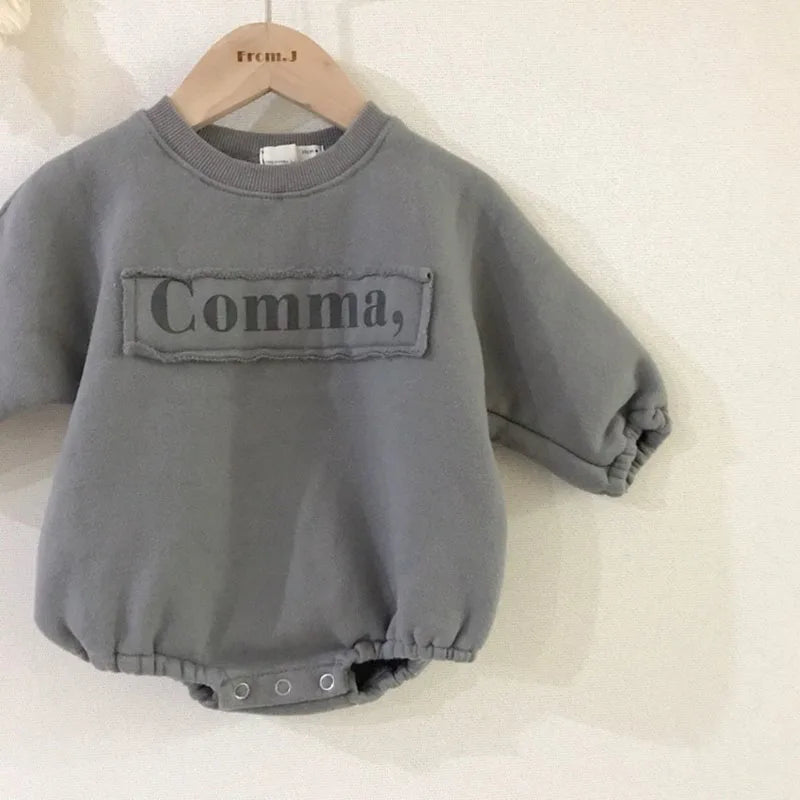 New 2022 Baby Girls Boys Bodysuits Baby Simple Embroidery Loose Package Fart Creeper Sweater Spring Autumn Baby Bodysuit